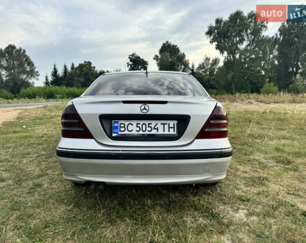 Сірий Мерседес Ц-Клас, об'ємом двигуна 2.2 л та пробігом 310 тис. км за 5200 $, фото 12 на Automoto.ua