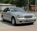 Сірий Мерседес Ц-Клас, об'ємом двигуна 2.7 л та пробігом 300 тис. км за 3750 $, фото 3 на Automoto.ua
