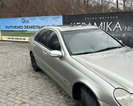 Серый Мерседес Ц-Класс, объемом двигателя 1.8 л и пробегом 325 тыс. км за 4400 $, фото 15 на Automoto.ua