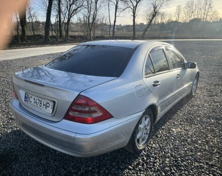 Серый Мерседес Ц-Класс, объемом двигателя 2.1 л и пробегом 340 тыс. км за 4400 $, фото 5 на Automoto.ua