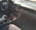 Сірий Мерседес Ц-Клас, об'ємом двигуна 1.8 л та пробігом 270 тис. км за 4000 $, фото 10 на Automoto.ua