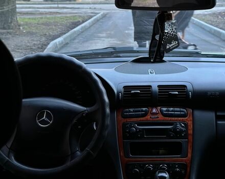 Сірий Мерседес Ц-Клас, об'ємом двигуна 1.8 л та пробігом 3 тис. км за 4000 $, фото 6 на Automoto.ua