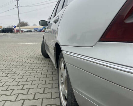 Серый Мерседес Ц-Класс, объемом двигателя 2.2 л и пробегом 529 тыс. км за 4500 $, фото 14 на Automoto.ua