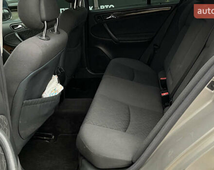 Серый Мерседес Ц-Класс, объемом двигателя 1.8 л и пробегом 250 тыс. км за 6990 $, фото 16 на Automoto.ua