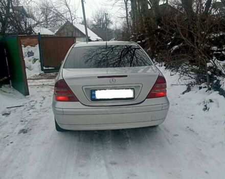 Серый Мерседес Ц-Класс, объемом двигателя 1.8 л и пробегом 310 тыс. км за 5500 $, фото 5 на Automoto.ua