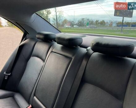 Мерседес Ц-Клас 2003 у Києві на Automoto.ua Сірий Мерседес Ц-Клас, об'ємом двигуна 2.69 л та пробігом 296 тис. км за 5400 $, фото 12 на Automoto.ua