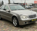 Серый Мерседес Ц-Класс, объемом двигателя 1.8 л и пробегом 250 тыс. км за 6990 $, фото 1 на Automoto.ua
