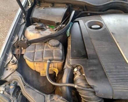 Сірий Мерседес Ц-Клас, об'ємом двигуна 2.15 л та пробігом 390 тис. км за 3496 $, фото 31 на Automoto.ua