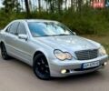 Сірий Мерседес Ц-Клас, об'ємом двигуна 1.8 л та пробігом 305 тис. км за 4650 $, фото 1 на Automoto.ua