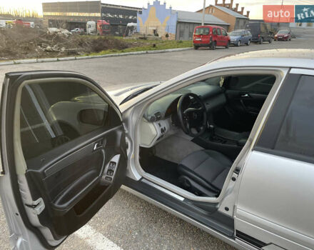 Сірий Мерседес Ц-Клас, об'ємом двигуна 1.8 л та пробігом 270 тис. км за 5000 $, фото 6 на Automoto.ua