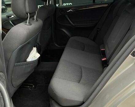 Сірий Мерседес Ц-Клас, об'ємом двигуна 1.8 л та пробігом 250 тис. км за 6990 $, фото 16 на Automoto.ua