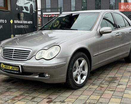 Серый Мерседес Ц-Класс, объемом двигателя 1.8 л и пробегом 250 тыс. км за 6990 $, фото 2 на Automoto.ua