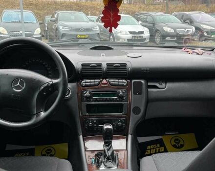 Сірий Мерседес Ц-Клас, об'ємом двигуна 1.8 л та пробігом 250 тис. км за 6990 $, фото 10 на Automoto.ua