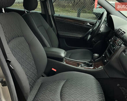 Серый Мерседес Ц-Класс, объемом двигателя 1.8 л и пробегом 250 тыс. км за 6990 $, фото 19 на Automoto.ua