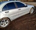 Сірий Мерседес Ц-Клас, об'ємом двигуна 2.2 л та пробігом 340 тис. км за 4900 $, фото 1 на Automoto.ua