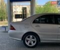 Серый Мерседес Ц-Класс, объемом двигателя 2.7 л и пробегом 321 тыс. км за 6999 $, фото 14 на Automoto.ua