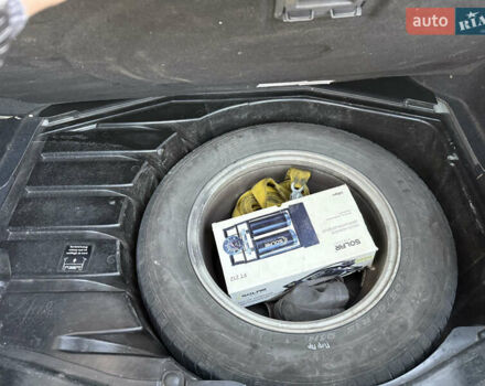 Сірий Мерседес Ц-Клас, об'ємом двигуна 1.8 л та пробігом 312 тис. км за 4800 $, фото 17 на Automoto.ua