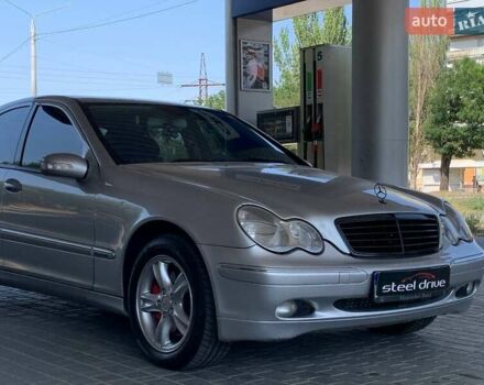 Серый Мерседес Ц-Класс, объемом двигателя 2.7 л и пробегом 321 тыс. км за 6999 $, фото 16 на Automoto.ua