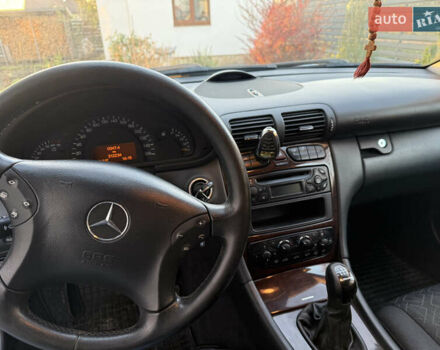 Сірий Мерседес Ц-Клас, об'ємом двигуна 1.8 л та пробігом 312 тис. км за 4800 $, фото 13 на Automoto.ua