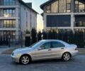 Мерседес Ц-Класс 2003 в Николаеве на Automoto.ua Серый Мерседес Ц-Класс, объемом двигателя 1.8 л и пробегом 239 тыс. км за 5800 $, фото 2 на Automoto.ua