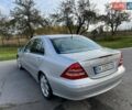 Мерседес Ц-Клас 2003 у Києві на Automoto.ua Сірий Мерседес Ц-Клас, об'ємом двигуна 2.69 л та пробігом 296 тис. км за 5400 $, фото 3 на Automoto.ua