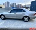 Серый Мерседес Ц-Класс, объемом двигателя 2.1 л и пробегом 350 тыс. км за 5500 $, фото 5 на Automoto.ua