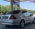 Серый Мерседес Ц-Класс, объемом двигателя 2.7 л и пробегом 321 тыс. км за 6999 $, фото 12 на Automoto.ua