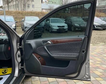 Сірий Мерседес Ц-Клас, об'ємом двигуна 1.8 л та пробігом 250 тис. км за 6990 $, фото 22 на Automoto.ua