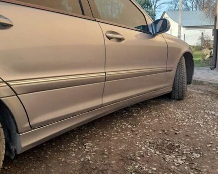 Сірий Мерседес Ц-Клас, об'ємом двигуна 2.15 л та пробігом 390 тис. км за 3496 $, фото 13 на Automoto.ua