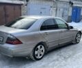 Сірий Мерседес Ц-Клас, об'ємом двигуна 2.1 л та пробігом 380 тис. км за 3300 $, фото 7 на Automoto.ua
