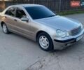 Серый Мерседес Ц-Класс, объемом двигателя 2.15 л и пробегом 300 тыс. км за 3200 $, фото 1 на Automoto.ua
