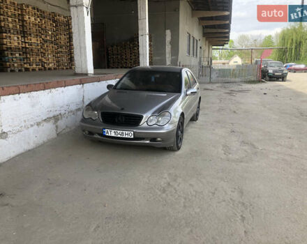 Сірий Мерседес Ц-Клас, об'ємом двигуна 1.8 л та пробігом 300 тис. км за 5000 $, фото 12 на Automoto.ua