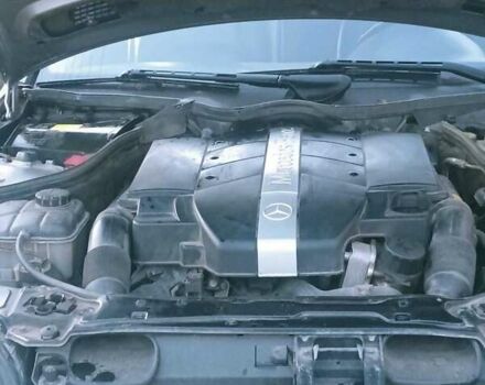 Сірий Мерседес Ц-Клас, об'ємом двигуна 2.6 л та пробігом 70 тис. км за 4000 $, фото 6 на Automoto.ua