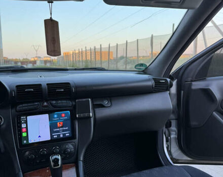 Сірий Мерседес Ц-Клас, об'ємом двигуна 1.8 л та пробігом 289 тис. км за 5500 $, фото 50 на Automoto.ua