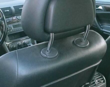 Сірий Мерседес Ц-Клас, об'ємом двигуна 2.6 л та пробігом 70 тис. км за 4000 $, фото 11 на Automoto.ua