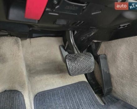 Серый Мерседес Ц-Класс, объемом двигателя 1.8 л и пробегом 176 тыс. км за 7500 $, фото 138 на Automoto.ua