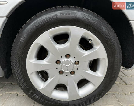 Сірий Мерседес Ц-Клас, об'ємом двигуна 1.8 л та пробігом 225 тис. км за 6700 $, фото 41 на Automoto.ua