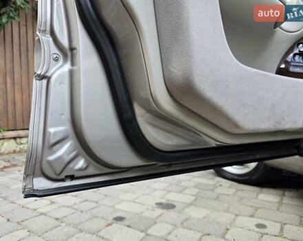 Серый Мерседес Ц-Класс, объемом двигателя 1.8 л и пробегом 176 тыс. км за 7500 $, фото 132 на Automoto.ua