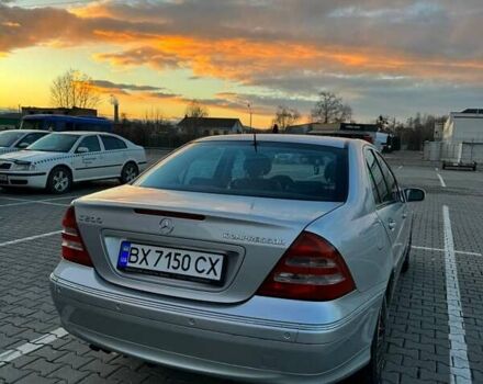 Серый Мерседес Ц-Класс, объемом двигателя 1.8 л и пробегом 325 тыс. км за 5200 $, фото 7 на Automoto.ua