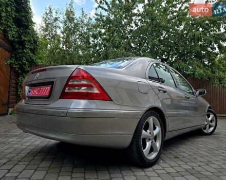 Серый Мерседес Ц-Класс, объемом двигателя 1.8 л и пробегом 176 тыс. км за 7500 $, фото 31 на Automoto.ua