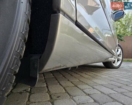 Серый Мерседес Ц-Класс, объемом двигателя 1.8 л и пробегом 176 тыс. км за 7500 $, фото 40 на Automoto.ua