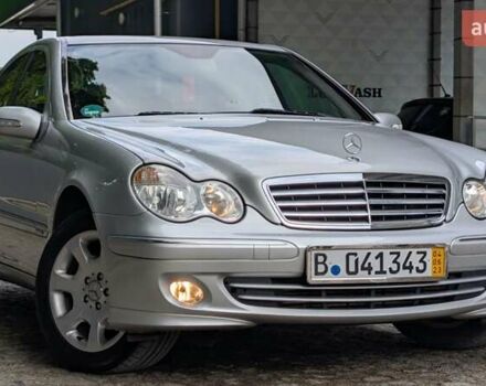 Сірий Мерседес Ц-Клас, об'ємом двигуна 1.8 л та пробігом 250 тис. км за 6950 $, фото 25 на Automoto.ua