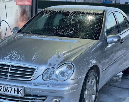 Сірий Мерседес Ц-Клас, об'ємом двигуна 1.8 л та пробігом 215 тис. км за 5000 $, фото 3 на Automoto.ua