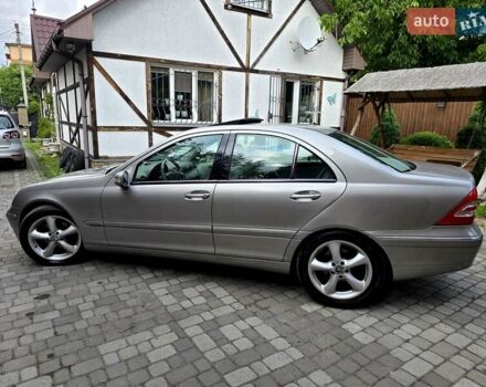 Серый Мерседес Ц-Класс, объемом двигателя 1.8 л и пробегом 176 тыс. км за 7500 $, фото 15 на Automoto.ua