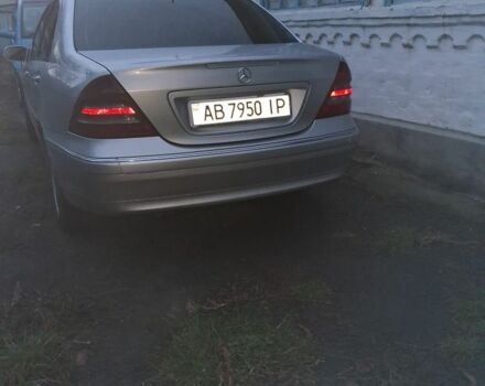 Серый Мерседес Ц-Класс, объемом двигателя 2.7 л и пробегом 300 тыс. км за 6800 $, фото 1 на Automoto.ua