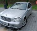 Сірий Мерседес Ц-Клас, об'ємом двигуна 1.8 л та пробігом 259 тис. км за 5700 $, фото 1 на Automoto.ua