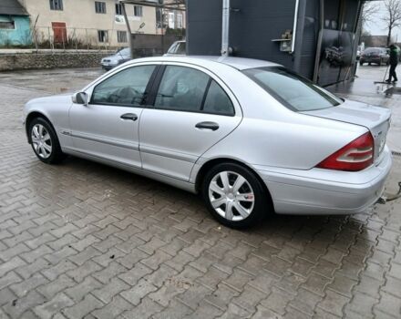 Серый Мерседес Ц-Класс, объемом двигателя 0 л и пробегом 180 тыс. км за 2600 $, фото 4 на Automoto.ua