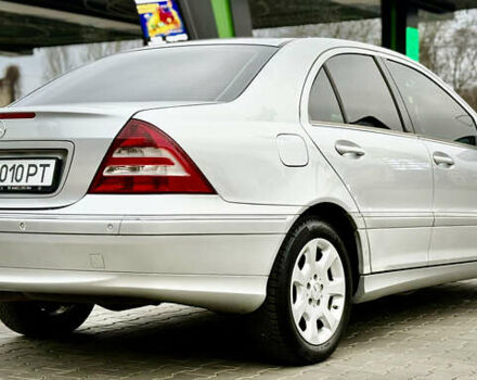 Сірий Мерседес Ц-Клас, об'ємом двигуна 1.8 л та пробігом 225 тис. км за 6700 $, фото 21 на Automoto.ua