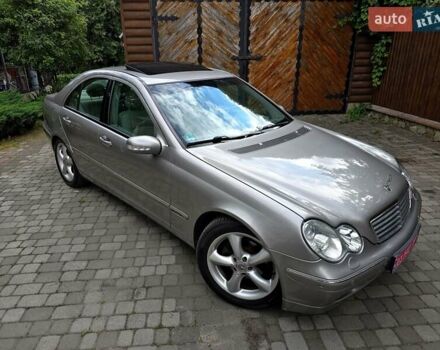 Серый Мерседес Ц-Класс, объемом двигателя 1.8 л и пробегом 176 тыс. км за 7500 $, фото 4 на Automoto.ua