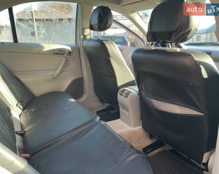 Серый Мерседес Ц-Класс, объемом двигателя 1.8 л и пробегом 270 тыс. км за 5000 $, фото 12 на Automoto.ua